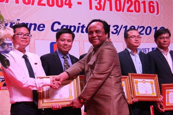 VNese businessmen association boosts cooperation, investment with Lao partners - ảnh 1